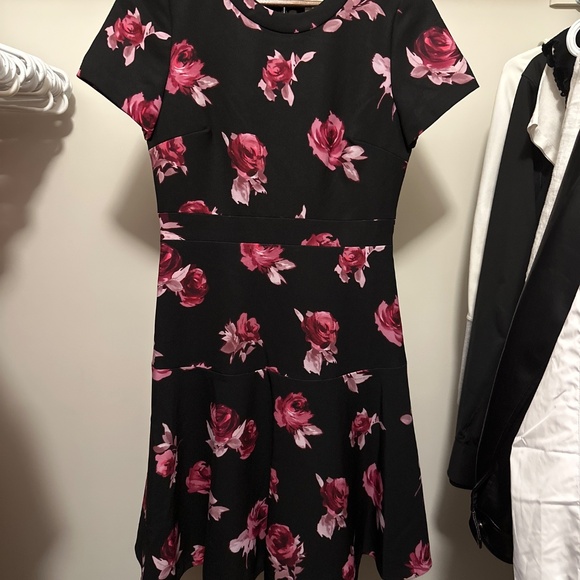 Kate Spade Floral Dress - Picture 2 of 6